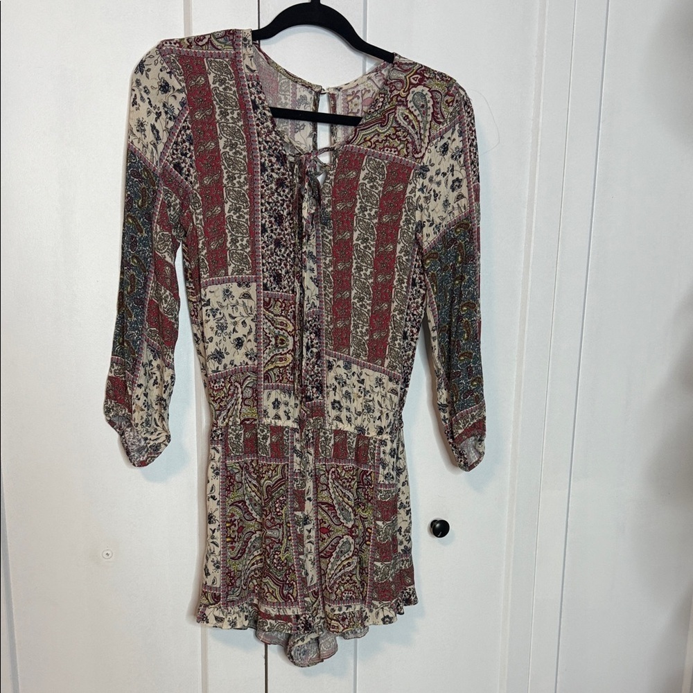American Eagle Outfitters Red and Cream Paisley Romper - Boho - Small